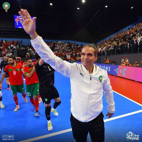 هشام الدكيك