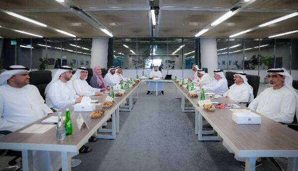 من الاجتماع