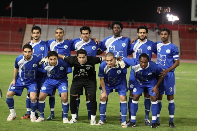 صورة جماعية لفريق البسيتين البحريني