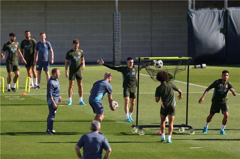 من تدريبات الفريق