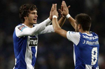 2011-10-28-00000102983902