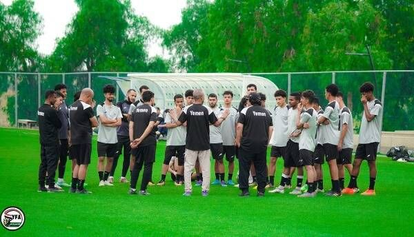 لاعبو منتخب اليمن