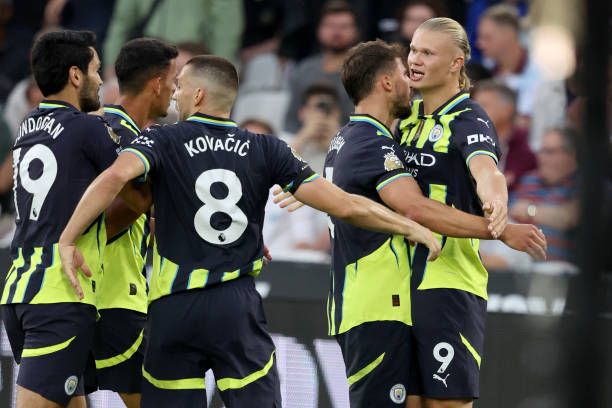 لاعبو مانشستر سيتي