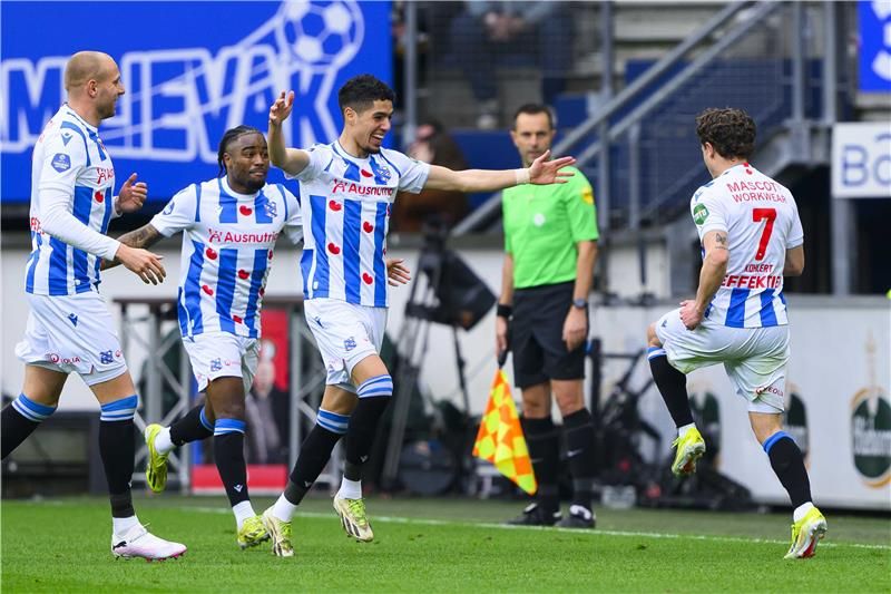 لاعبو هيرنفين