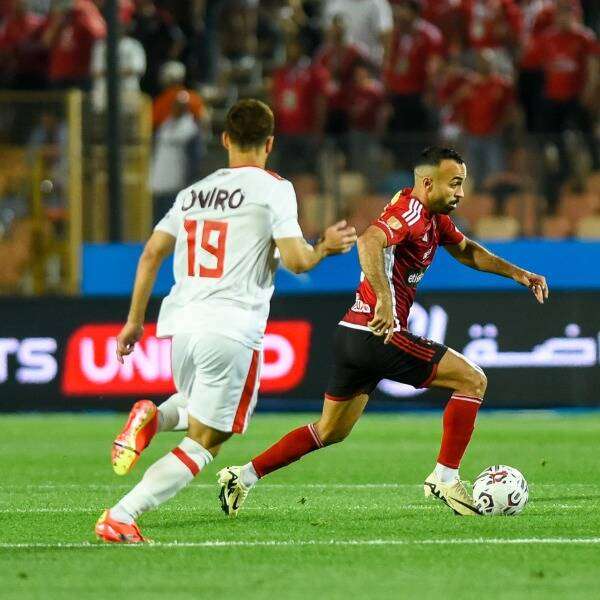 لقاء سابق بين الفريقين