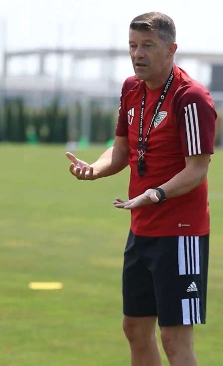 دانييل إيسايلا