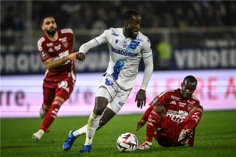 من المواجهة