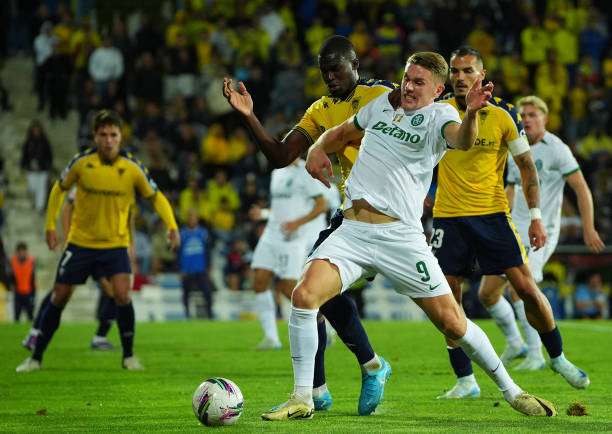 من المواجهة