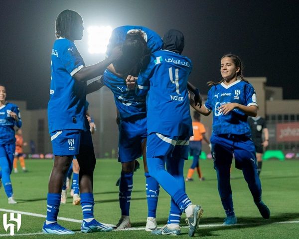 لقاء الهلال وشعلة الشرقية