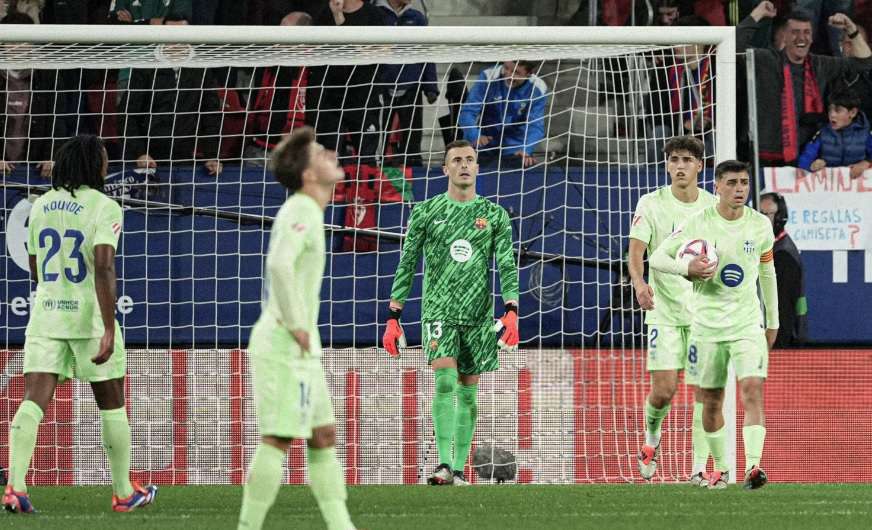 حزن لاعبي برشلونة