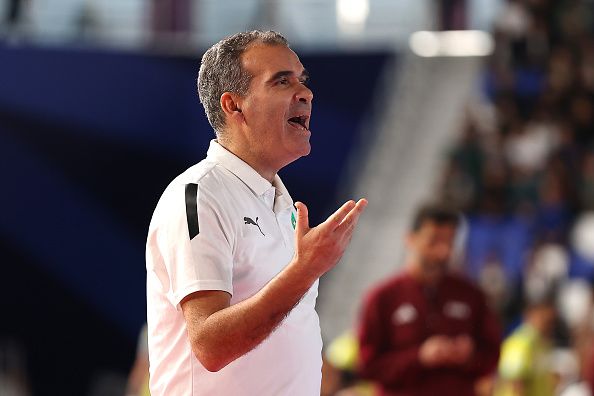 هشام الدكيك