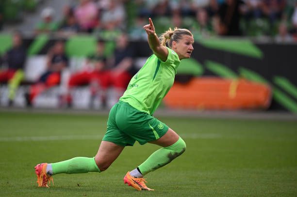 ألكسندرا بوب