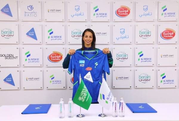 الجزائرية ريان براهيمي مع الفتح