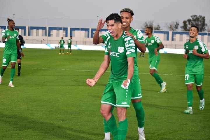 لاعبو الدفاع الحسني الجديدي