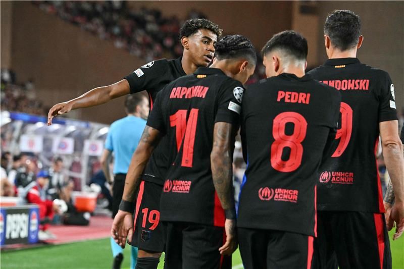 لاعبو برشلونة