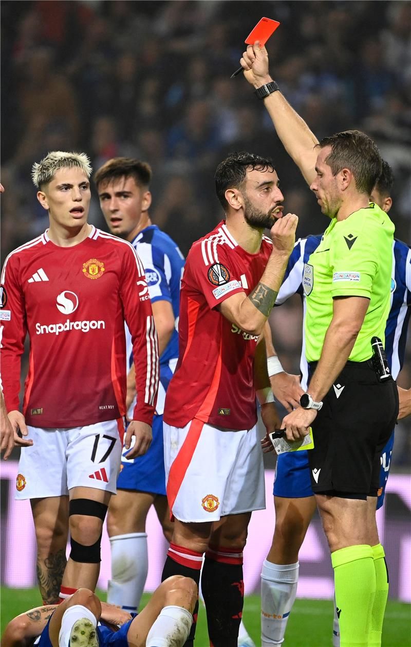 من طرد برونو فيرنانديز أمام بورتو