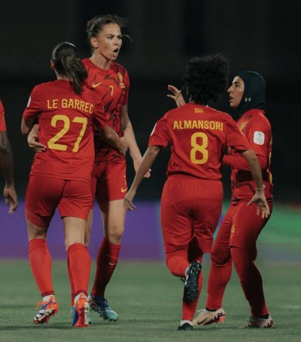 سارا بيورك بعد الهدف