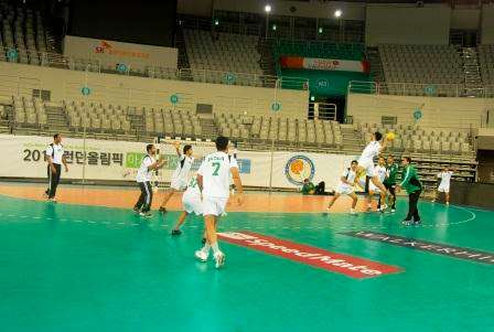 المنتخب السعودي اثناء التدريب 