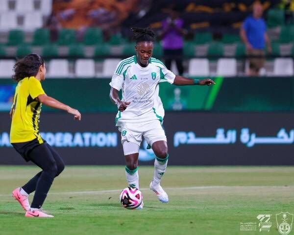 نعومي كاباكابا