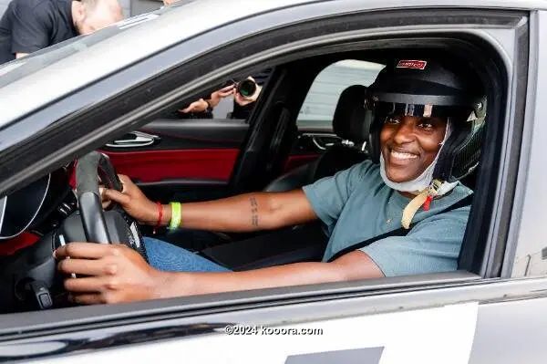 ?i=corr%2f539%2fkoo_539613