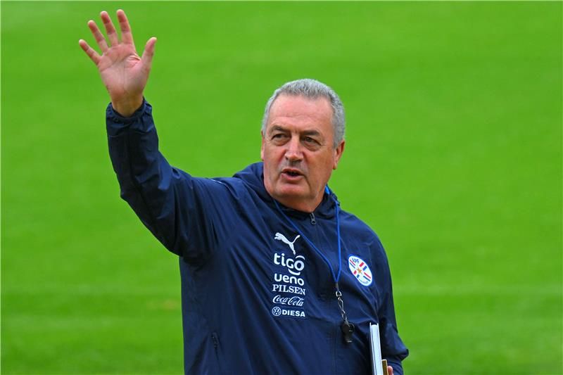 جوستافو ألفارو