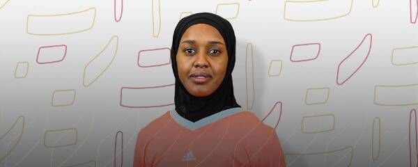 خلود الزعابي