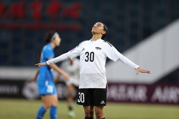 الإماراتية نعيمة إبراهيم جمعة