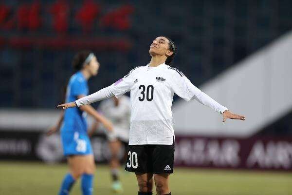 الإماراتية نعيمة إبراهيم جمعة