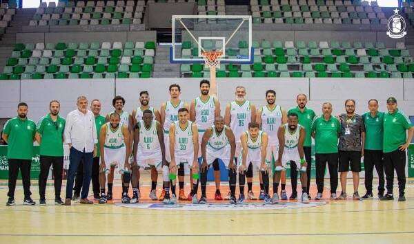 لاعبو الأهلي طرابلس