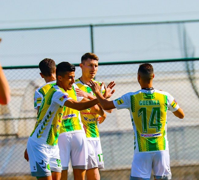 لاعبو شبيبة الساورة