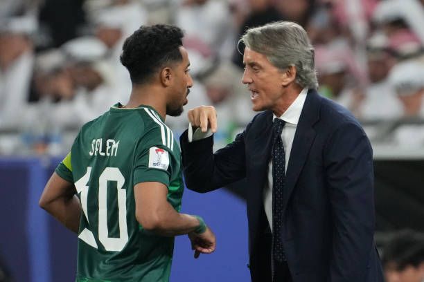 مانشيني وسالم الدوسري