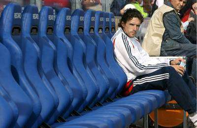 هارغريفز يجلس على دكة البدلاء في مباراة بايرن ميونيخ وبوخوم في الدوري الألماني