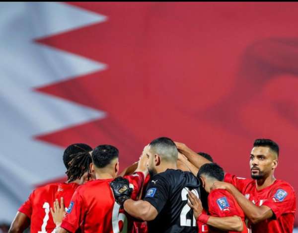 لاعبو منتخب البحرين