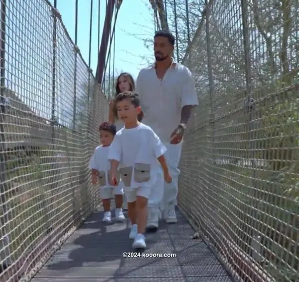 ?i=corr%2f540%2fkoo_540576