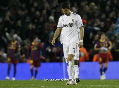 ?i=reuters%2f2010-11-29%2f2010-11-29t212642z_01_mad221_rtridsp_3_soccer-spain-clasico_reuters