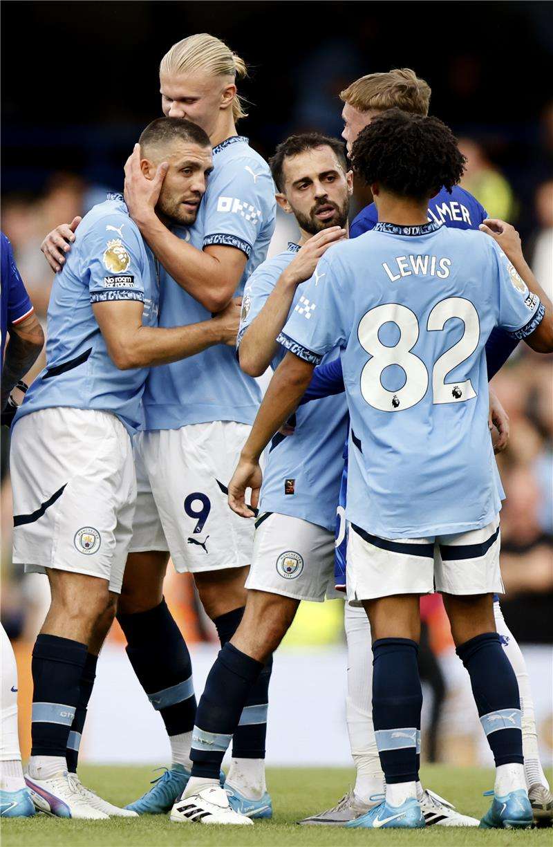 لاعبو مانشيستر سيتي