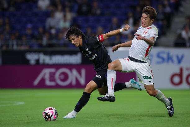 من مواجهة جامبا أوساكا وناجويا جرامبوس