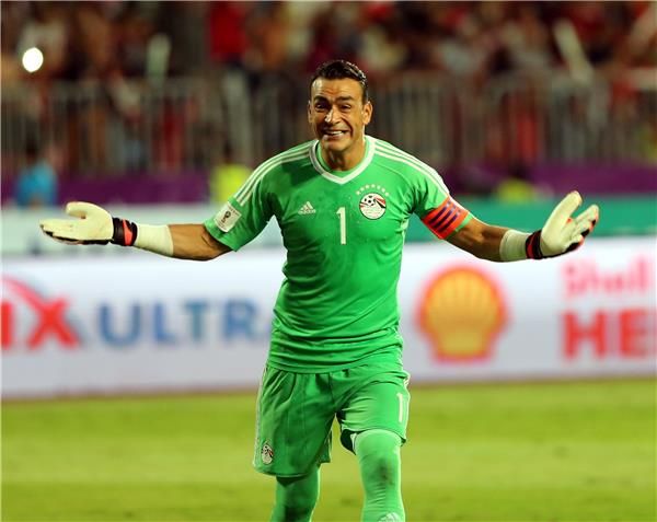 عصام الحضري