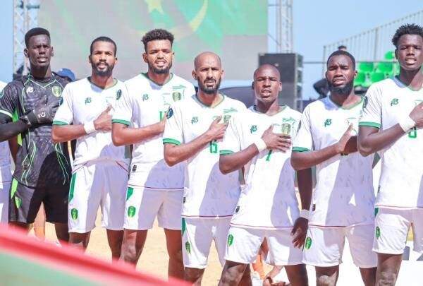 لاعبو منتخب موريتانيا للكرة الشاطئية