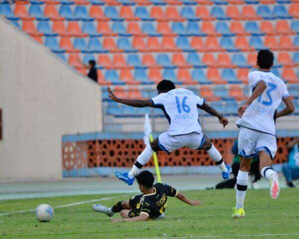 من المواجهة