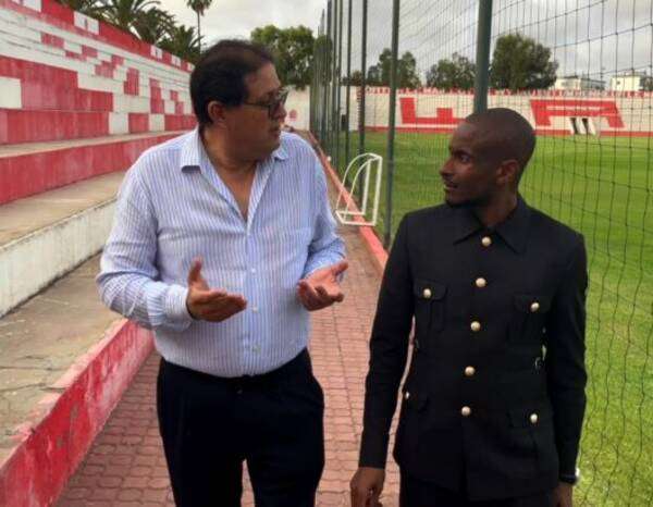 هشام آيت منا وموكوينا