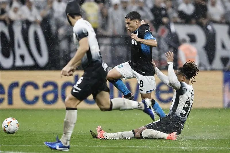 ?i=epa%2fsoccer%2f2024-10%2f2024-10-25%2f2024-10-25-11681956_epa