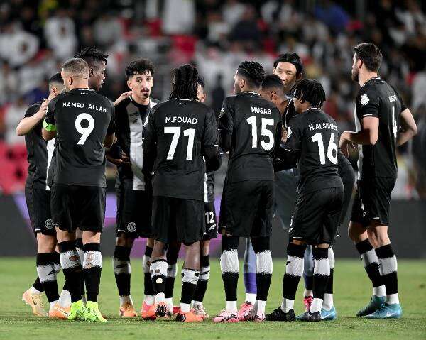 لاعبو الشباب