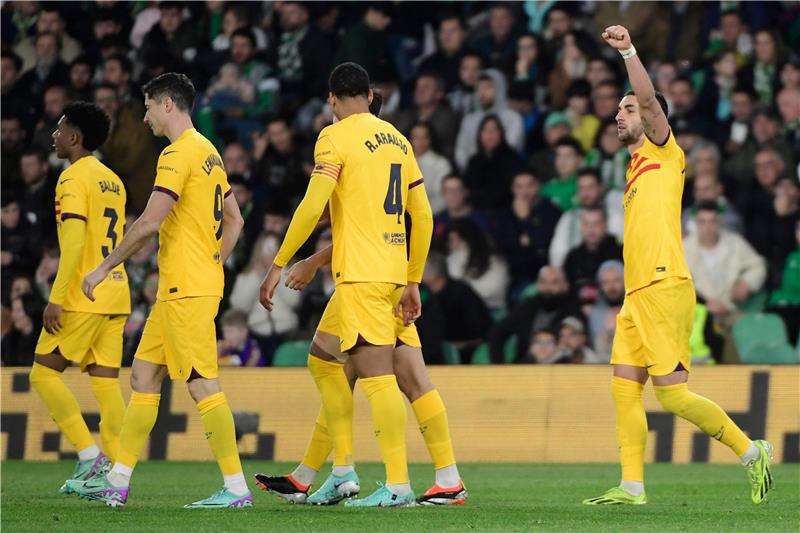 لاعبو برشلونة