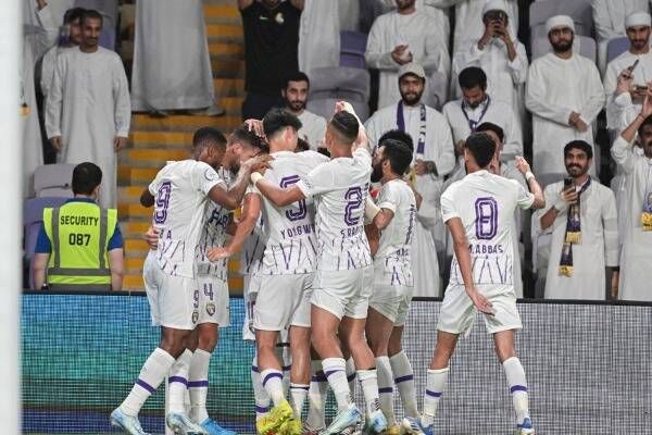 لاعبو العين