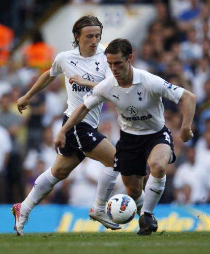 2011-10-02t163953z_01_edy12_rtridsp_3_soccer-england_reuters
