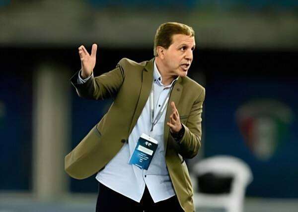 أيمن الحكيم