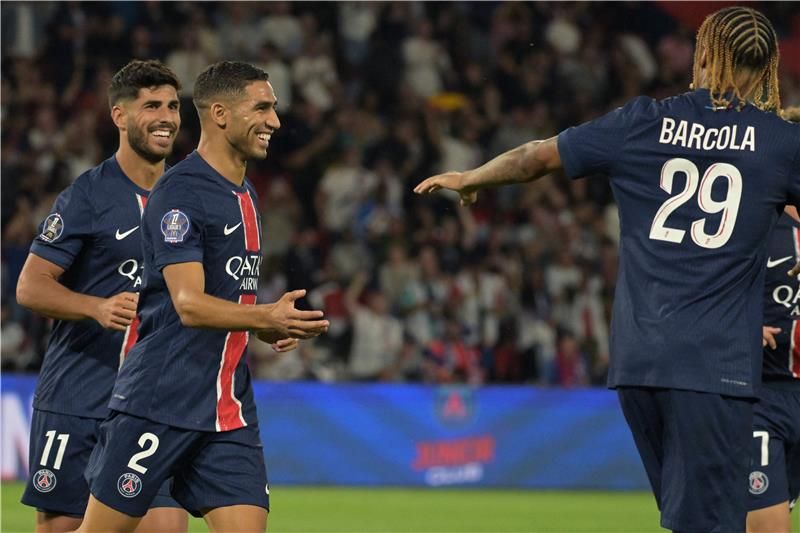 لاعبو باريس سان جيرمان