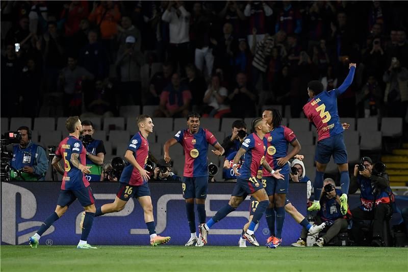 لاعبو برشلونة