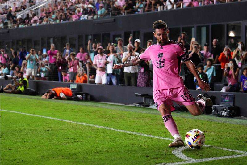 ليونيل ميسي